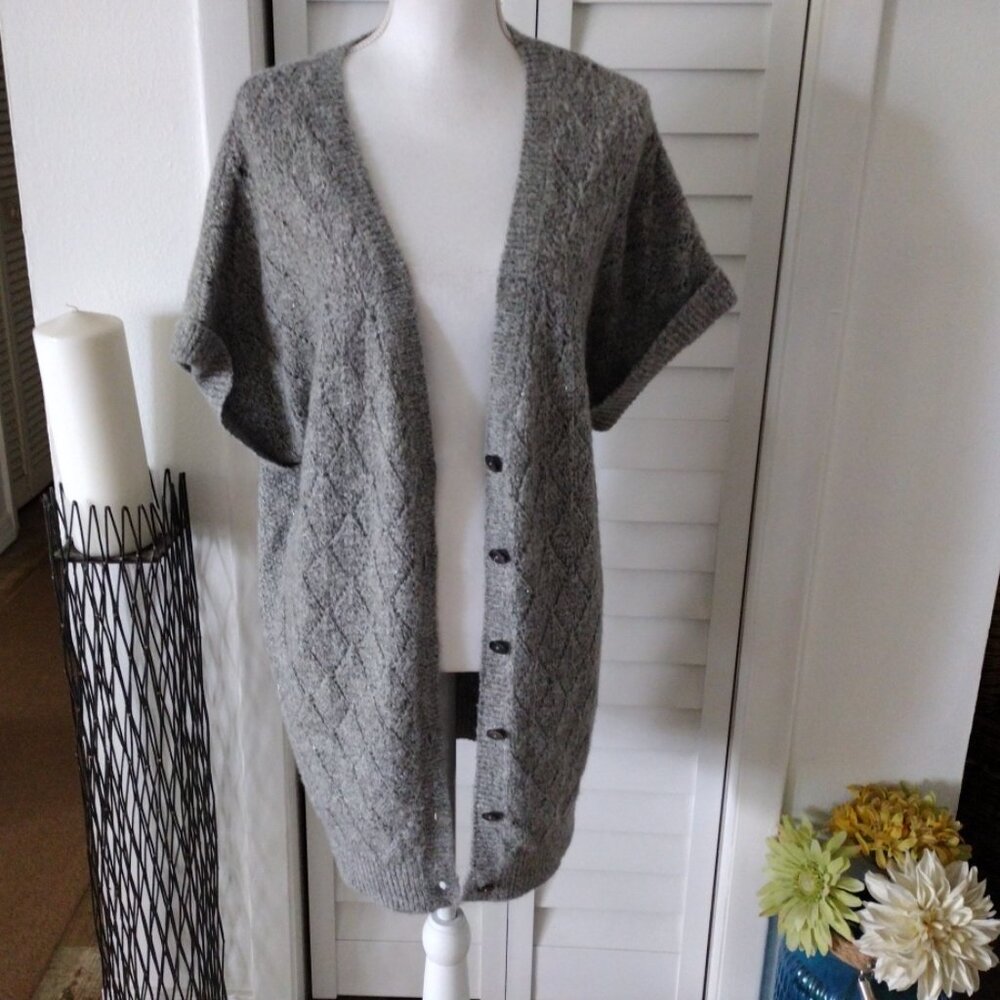 Nordstrom women's One Size short sleeve button‎ front knit gray cardigan